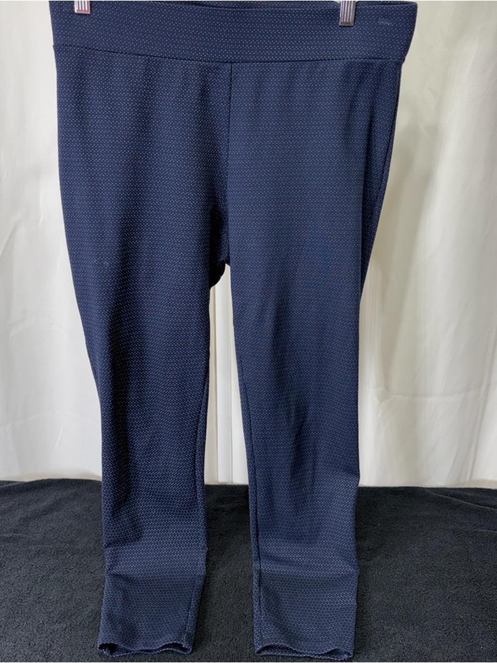 LOFT Navy Microdot Leggings 2514